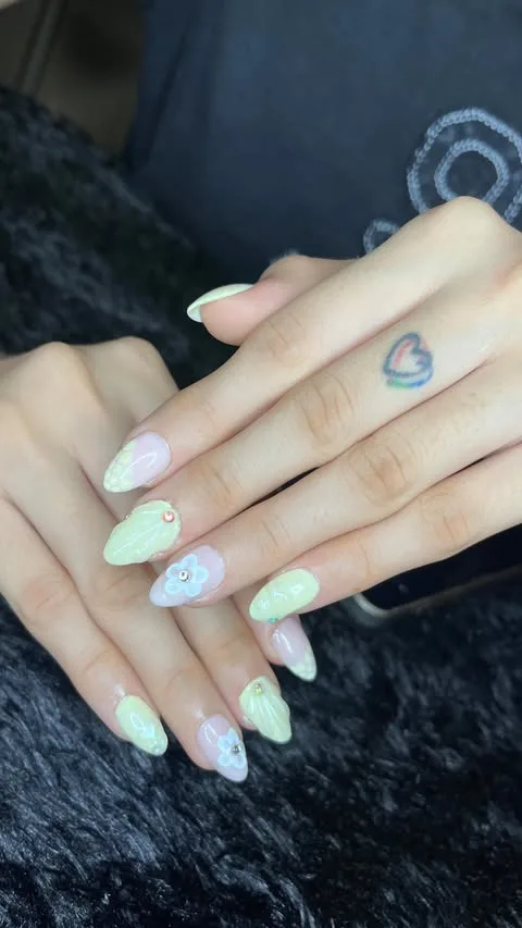 Elegant design ✨  #viralvídeos #naildesign #instareels #nailart #nailgoals #design #designinspiration #art